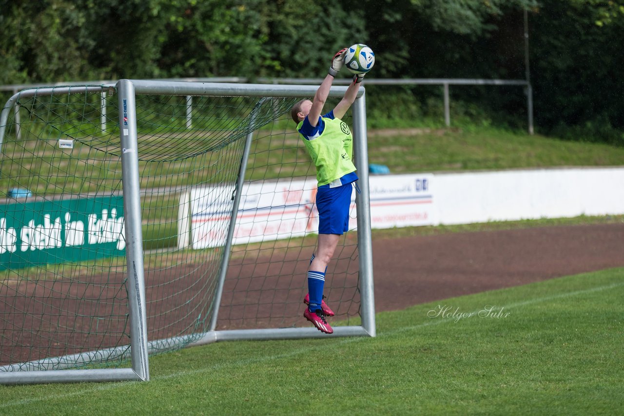 Bild 571 - Loewinnen Cup